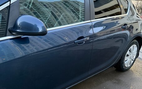 Opel Astra J, 2011 год, 749 000 рублей, 4 фотография