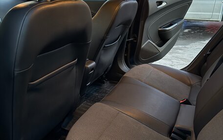 Opel Astra J, 2011 год, 749 000 рублей, 13 фотография