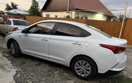 Hyundai Solaris II рестайлинг, 2020 год, 1 480 000 рублей, 5 фотография