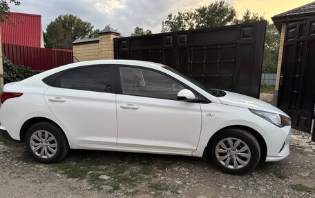 Hyundai Solaris II рестайлинг, 2020 год, 1 480 000 рублей, 7 фотография