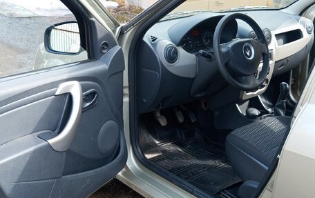 Renault Logan I, 2012 год, 780 000 рублей, 7 фотография