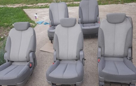 KIA Carnival III, 2008 год, 999 000 рублей, 7 фотография