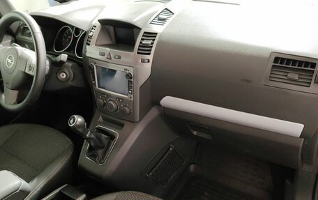 Opel Zafira B, 2007 год, 560 000 рублей, 15 фотография