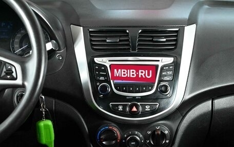 Hyundai Solaris II рестайлинг, 2014 год, 994 000 рублей, 13 фотография