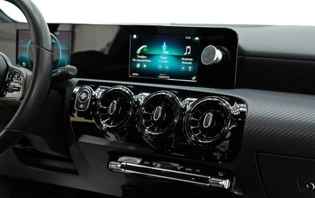 Mercedes-Benz A-Класс, 2019 год, 2 149 000 рублей, 8 фотография