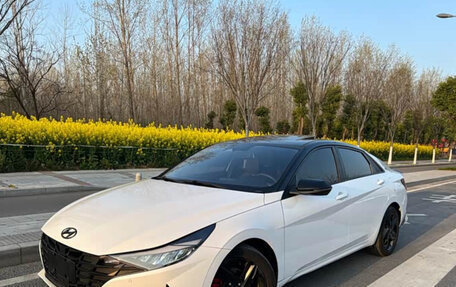 Hyundai Elantra, 2023 год, 1 670 000 рублей, 1 фотография