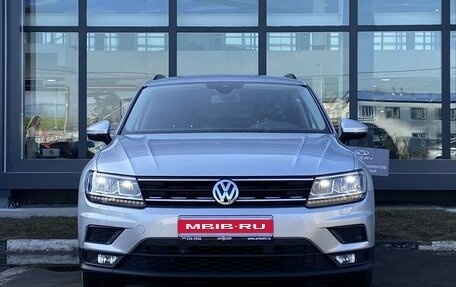 Volkswagen Tiguan II, 2019 год, 2 549 000 рублей, 2 фотография