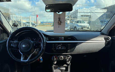 KIA Rio IV, 2018 год, 949 000 рублей, 14 фотография