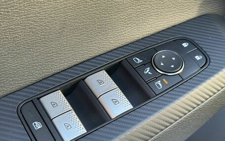 Mitsubishi Outlander, 2023 год, 3 990 000 рублей, 8 фотография