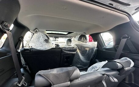 Mitsubishi Outlander, 2023 год, 3 990 000 рублей, 19 фотография