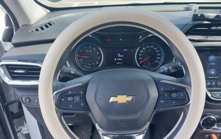 Chevrolet TrailBlazer, 2022 год, 1 800 000 рублей, 7 фотография