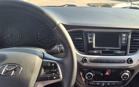 Hyundai Solaris II рестайлинг, 2017 год, 1 099 000 рублей, 5 фотография