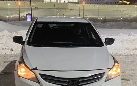 Hyundai Solaris II рестайлинг, 2015 год, 620 000 рублей, 5 фотография