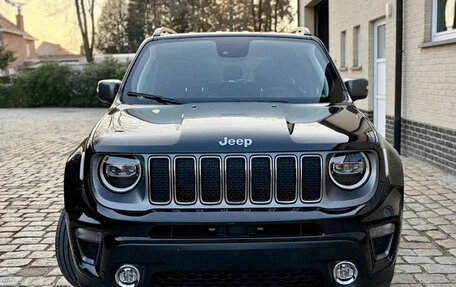 Jeep Renegade I рестайлинг, 2021 год, 2 100 000 рублей, 2 фотография