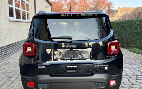 Jeep Renegade I рестайлинг, 2021 год, 2 100 000 рублей, 5 фотография