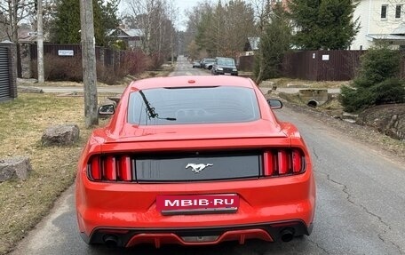 Ford Mustang VI рестайлинг, 2015 год, 3 100 000 рублей, 6 фотография