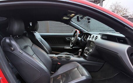 Ford Mustang VI рестайлинг, 2015 год, 3 100 000 рублей, 12 фотография