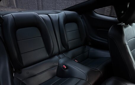 Ford Mustang VI рестайлинг, 2015 год, 3 100 000 рублей, 20 фотография