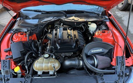 Ford Mustang VI рестайлинг, 2015 год, 3 100 000 рублей, 27 фотография