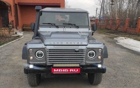 Land Rover Defender I, 2012 год, 2 300 000 рублей, 4 фотография