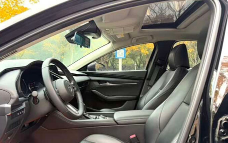 Mazda 3, 2023 год, 2 100 000 рублей, 8 фотография