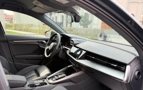 Audi A3, 2022 год, 2 300 000 рублей, 7 фотография