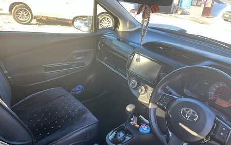 Toyota Vitz, 2018 год, 1 200 000 рублей, 10 фотография