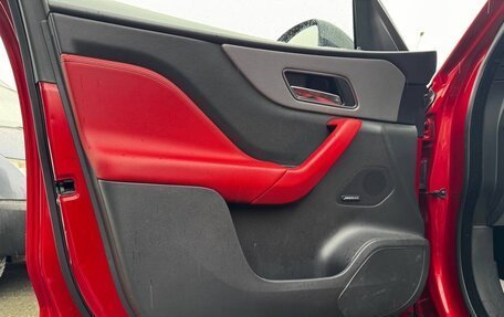 Jaguar F-Pace, 2018 год, 3 300 000 рублей, 10 фотография