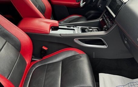 Jaguar F-Pace, 2018 год, 3 300 000 рублей, 12 фотография