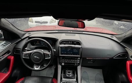 Jaguar F-Pace, 2018 год, 3 300 000 рублей, 8 фотография