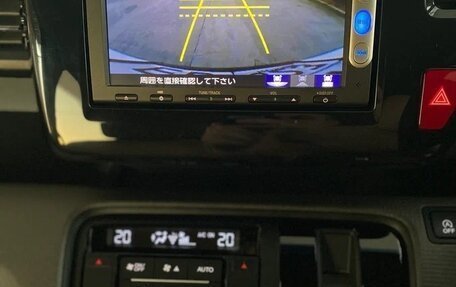 Honda Stepwgn IV, 2016 год, 1 630 000 рублей, 14 фотография