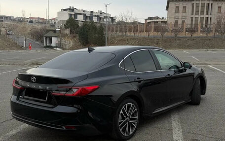 Toyota Camry, 2024 год, 3 730 000 рублей, 3 фотография