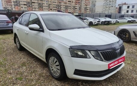 Skoda Octavia, 2018 год, 1 050 000 рублей, 3 фотография