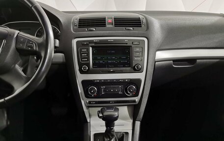 Skoda Octavia, 2012 год, 1 041 000 рублей, 15 фотография