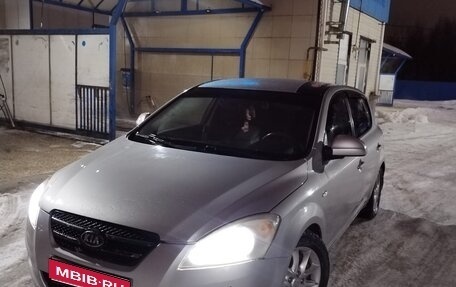 KIA cee'd I рестайлинг, 2008 год, 515 000 рублей, 1 фотография