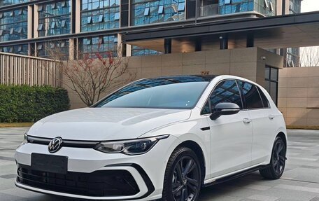 Volkswagen Golf VIII, 2022 год, 2 187 000 рублей, 1 фотография