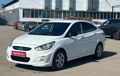 Hyundai Solaris II рестайлинг, 2013 год, 720 000 рублей, 1 фотография