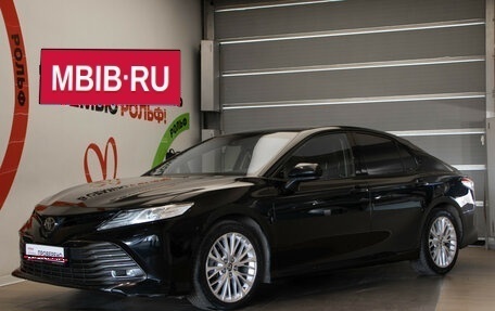 Toyota Camry, 2021 год, 3 650 000 рублей, 1 фотография