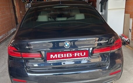 BMW 5 серия, 2020 год, 5 980 000 рублей, 2 фотография