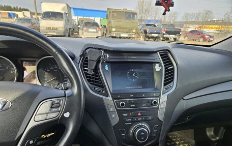 Hyundai Santa Fe III рестайлинг, 2016 год, 2 300 000 рублей, 9 фотография