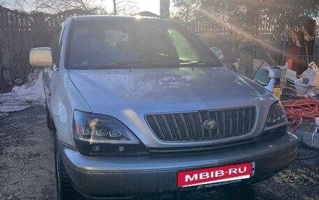 Toyota Harrier, 1999 год, 980 000 рублей, 8 фотография