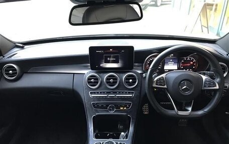 Mercedes-Benz C-Класс, 2017 год, 1 550 000 рублей, 8 фотография