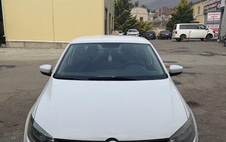 Volkswagen Polo VI (EU Market), 2011 год, 990 000 рублей, 2 фотография