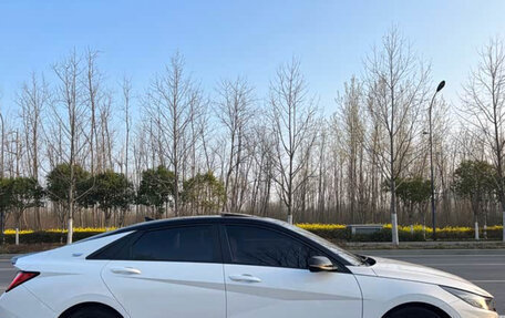 Hyundai Elantra, 2023 год, 1 670 000 рублей, 5 фотография