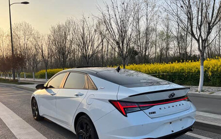 Hyundai Elantra, 2023 год, 1 670 000 рублей, 6 фотография