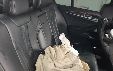 BMW 5 серия, 2018 год, 3 500 000 рублей, 13 фотография