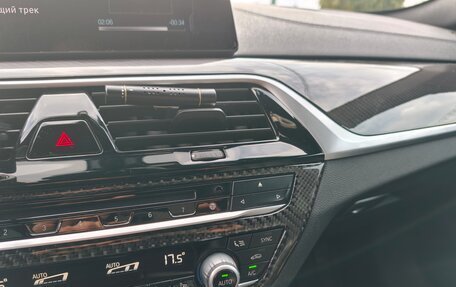 BMW 5 серия, 2018 год, 3 500 000 рублей, 20 фотография