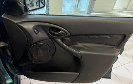 Ford Focus IV, 2001 год, 278 000 рублей, 16 фотография