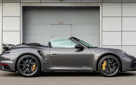 Porsche 911, 2022 год, 30 990 000 рублей, 16 фотография