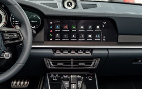 Porsche 911, 2022 год, 30 990 000 рублей, 25 фотография